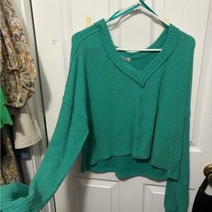 Kelly Green V-Neck Knit Sweater